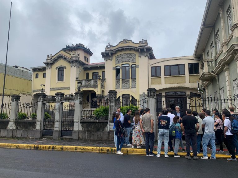 WhatsApp Image 2024-10-21 at 05.17.58 (2)