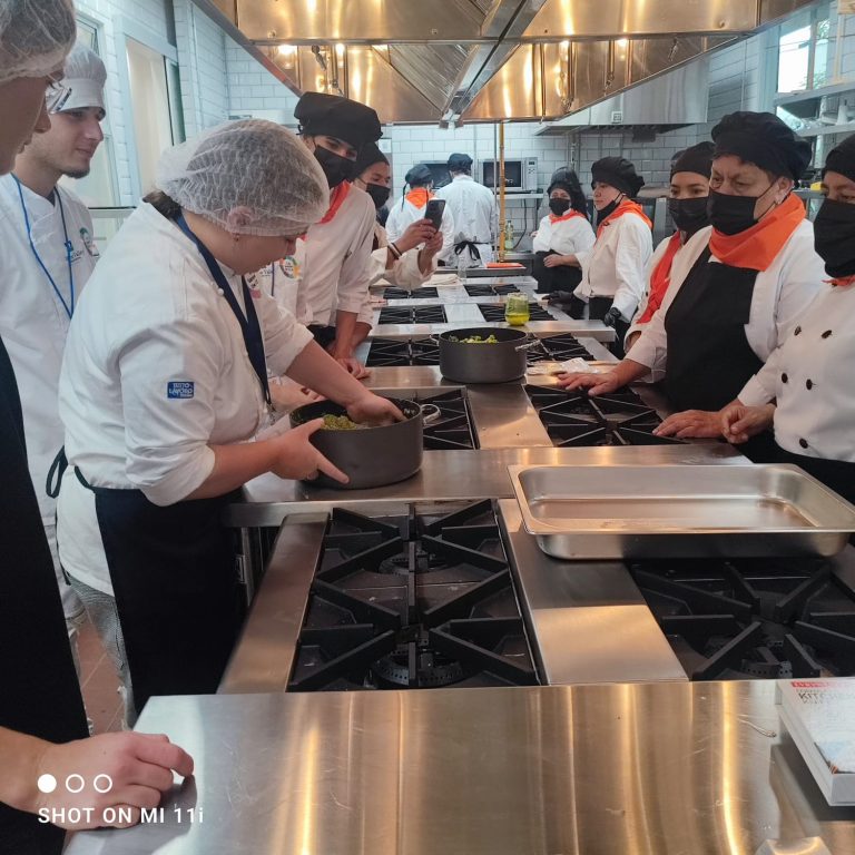 WhatsApp Image 2024-11-25 at 10.30.03