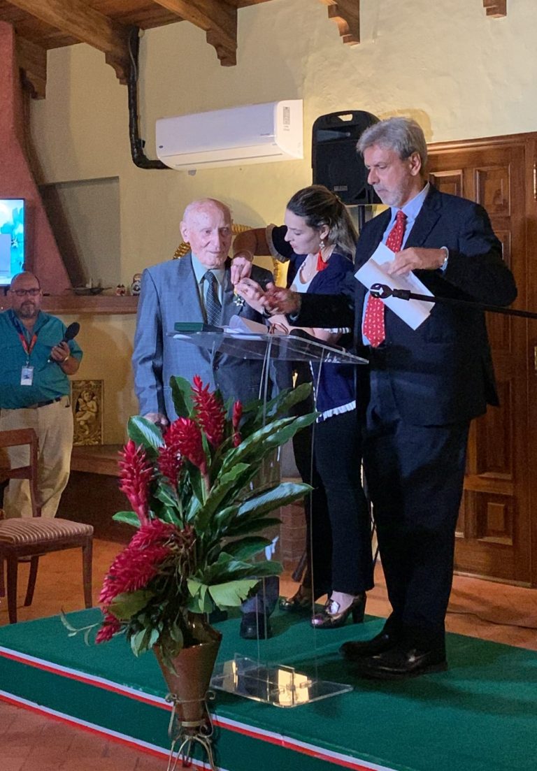 WhatsApp Image 2024-12-09 at 04.46.00 (2)