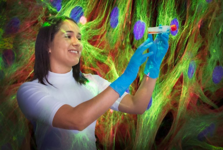 Retratos Mujeres Ciencia TEC_2024_Carolina Centeno_rgarita-8