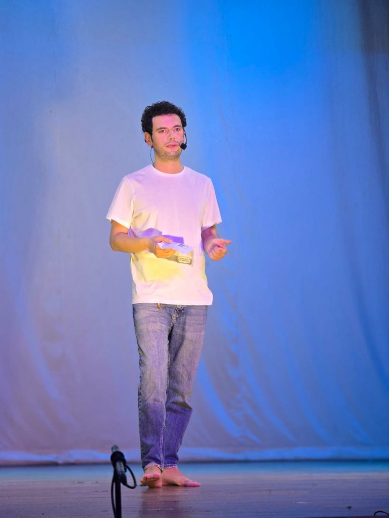 WhatsApp Image 2025-10-15 at 11.08.00 (4)