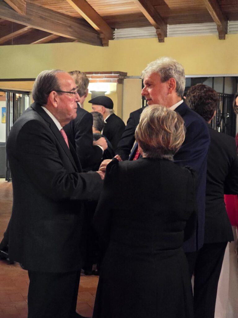 WhatsApp Image 2025-12-03 at 07.03.51