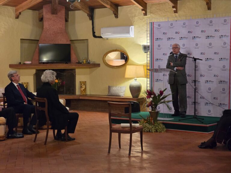 WhatsApp Image 2025-12-03 at 07.04.28