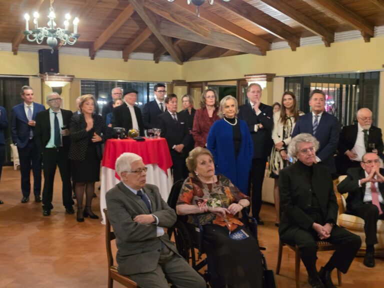 WhatsApp Image 2025-12-03 at 07.26.44 (1)